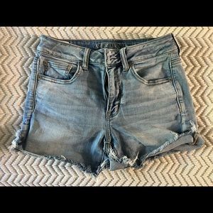 American Eagle High Waisted Shorties!